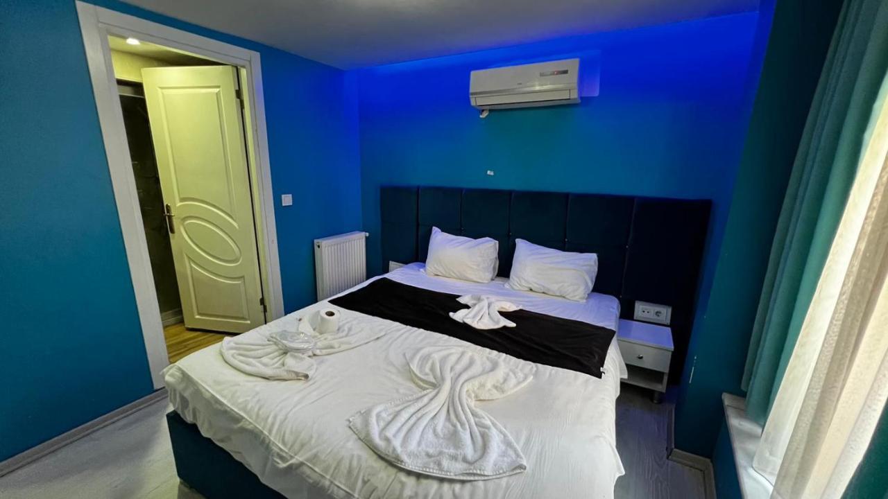 Moon Blue Hotel Istanboel Buitenkant foto
